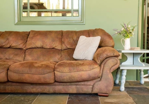 沙發修理費用與項目分析！該翻新舊沙發還是買套新沙發呢？